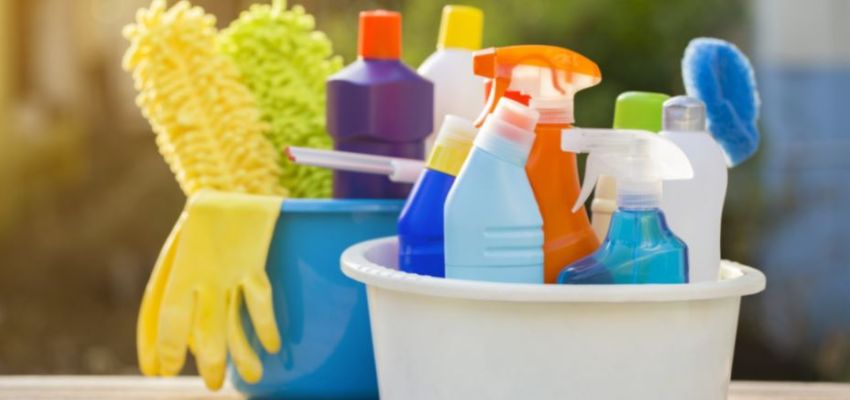 Tìm hiểu cách dụng cụ giặt nệm dính nước tiểu hiệu quả ngay hôm nay