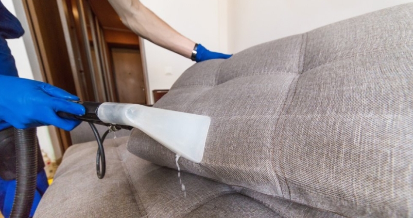 Những lưu ý khi giặt sofa vải