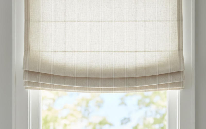 Mẹo giúp rèm Roman giữ form xếp lớp đều đặn sau khi giặt